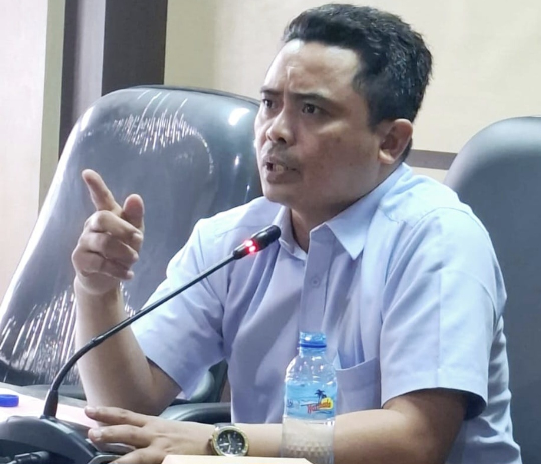 Ketua Komisi I DPRD NTB Mohammad Akri meminta gubernur mulai menyiapkan langkah untuk menjaring calon sekda definitif.