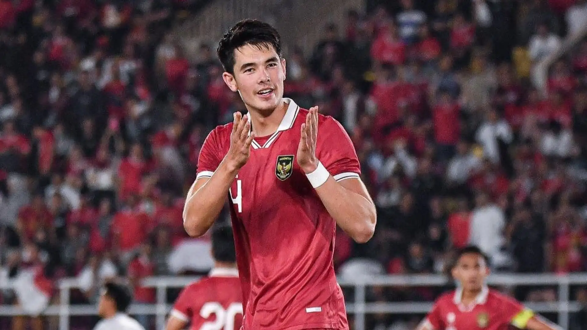 Mantan penerjemah Shin Tae‑yong ungkap alasan Elkan Baggott tak dipanggil Timnas Indonesia: dianggap kurang nasionalis dan ancam kekompakan tim.