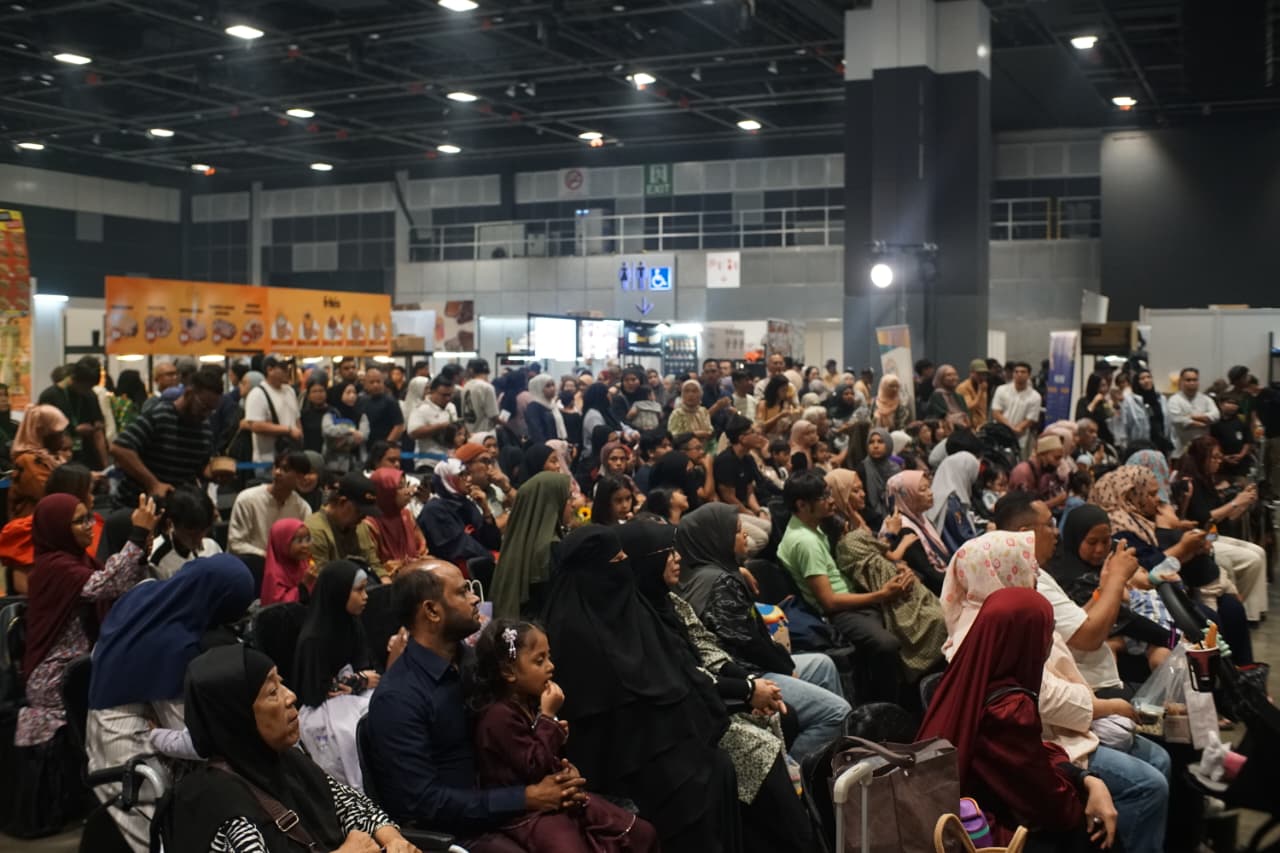 Festival gaya hidup halal terbesar di Singapura, CelebFest 2025, sukses digelar di Suntec , Singapura, 17&ndash;19 Oktober lalu.