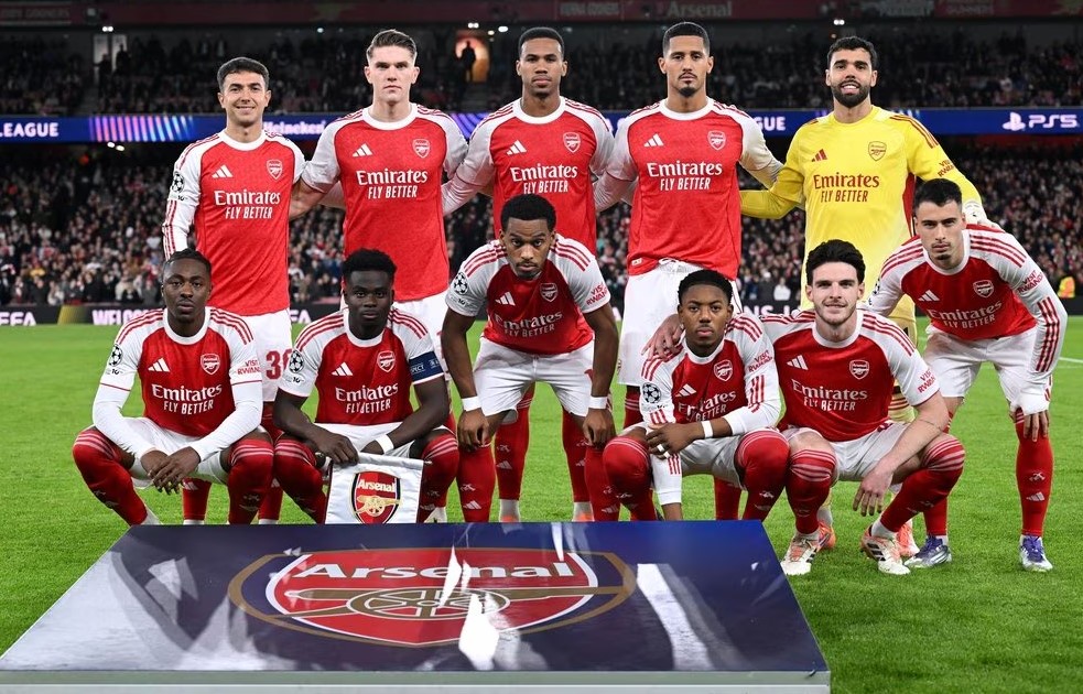 Arsenal menjadi tim kedua setelah Manchester City yang difavoritkan juara oleh Paul Scholes.