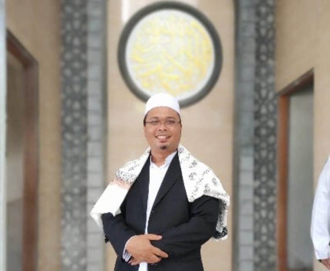 Pengasuh Yayasan Insan Kamil Kediri, TGH Muharrar Iqbal
