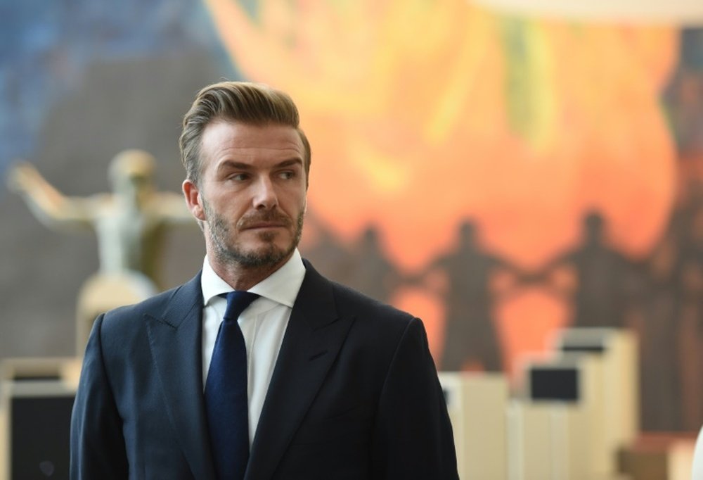 David Beckham dipertimbangkan konsorsium UEA sebagai wajah strategis akuisisi Manchester United dari keluarga Glazer.