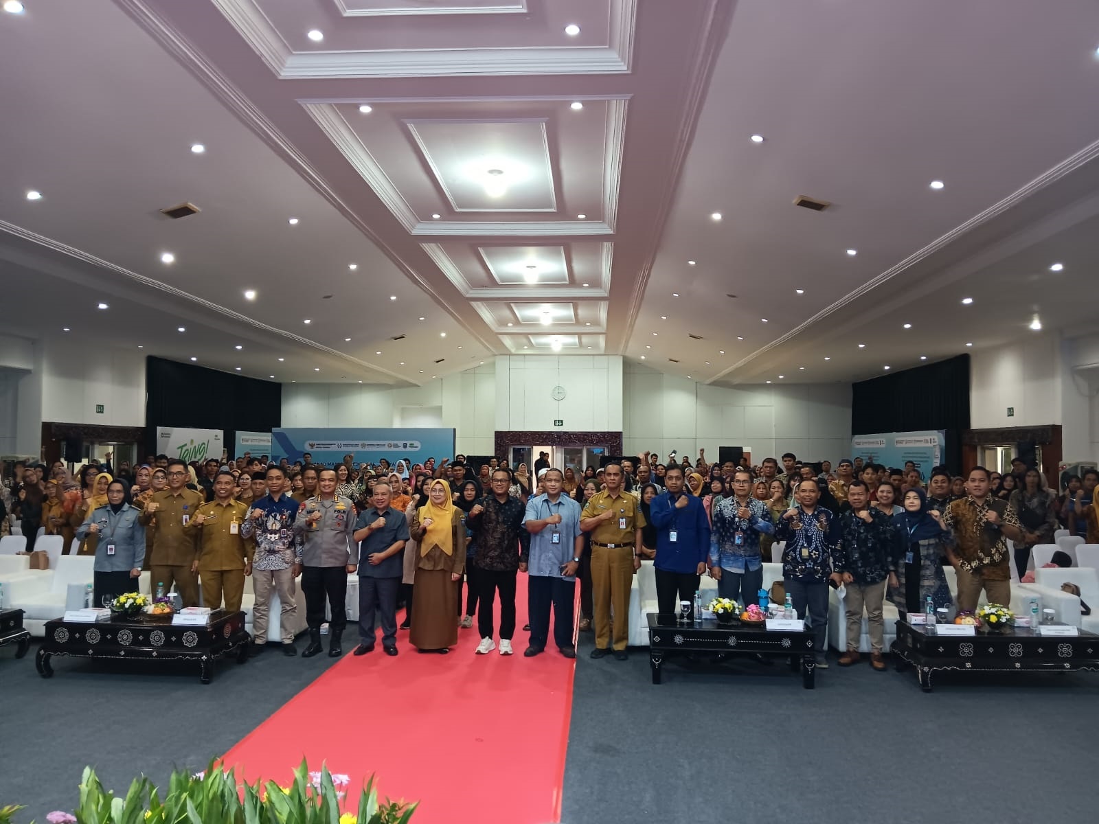 PINJAMAN: Acara akad masal KUR bagi 800 ribu debitur digelar secara virtual oleh Kemko Bidang Perekonomian bekerja sama dengan Kementerian UMKM, Kementerian PUPR, Kementerian Ketenagakerjaan.