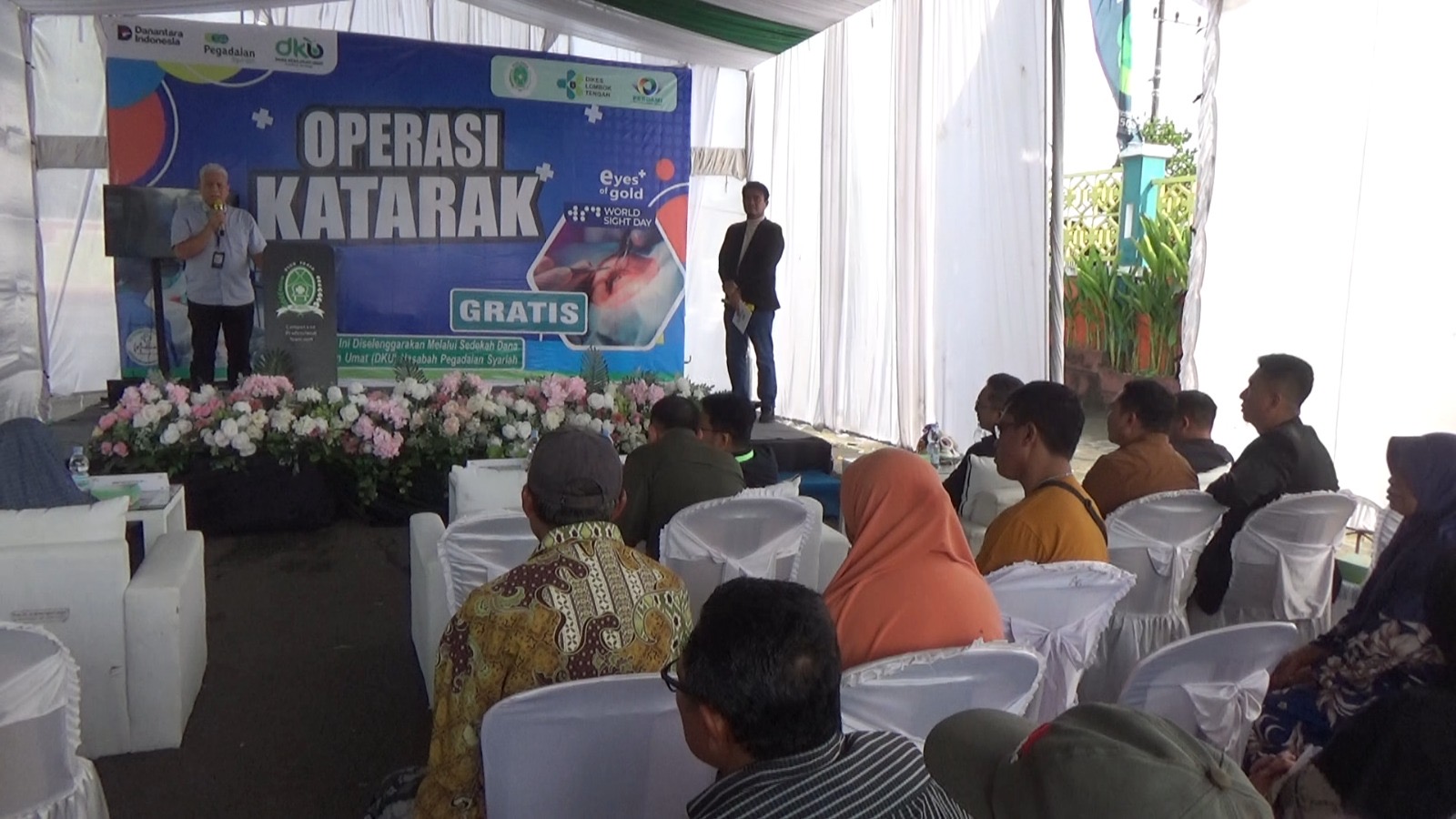 Operasi katarak gratis oleh pegadaian.