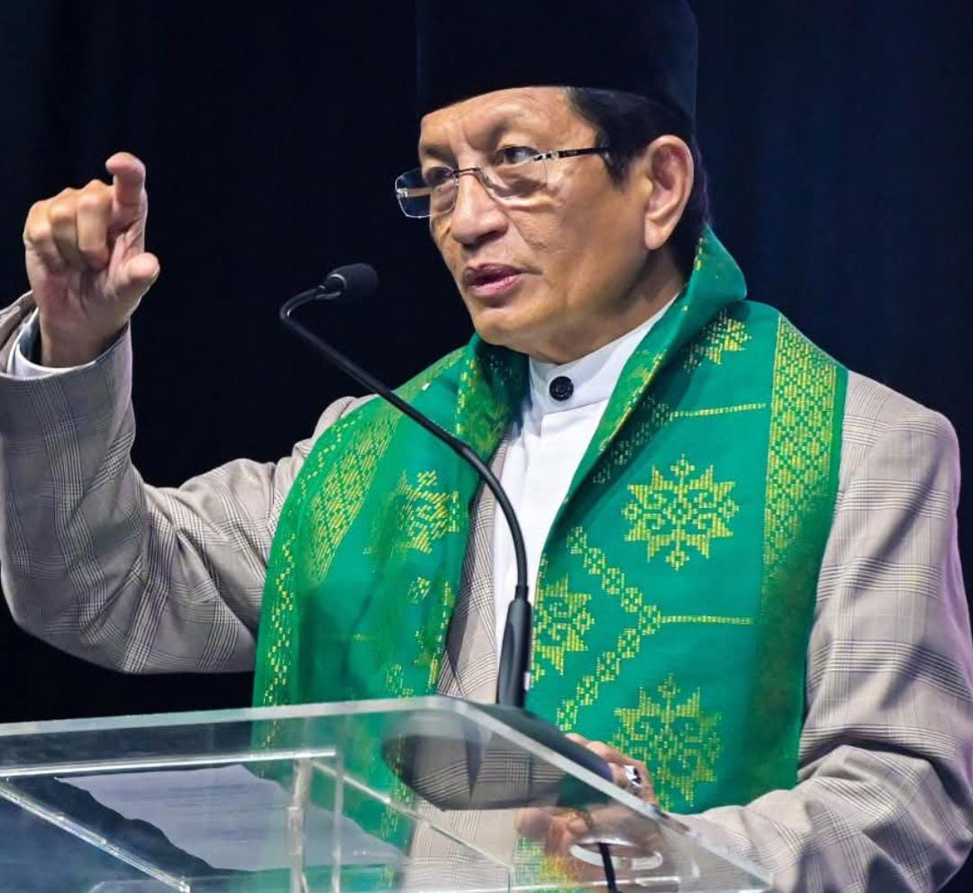 Menteri Agama (Menag) RI, Nasaruddin Umar, memuji Provinsi Nusa Tenggara Barat (NTB) sebagai wilayah yang memiliki potensi besar dan strategis dalam pengembangan Ekonomi Syariah di Indonesia.