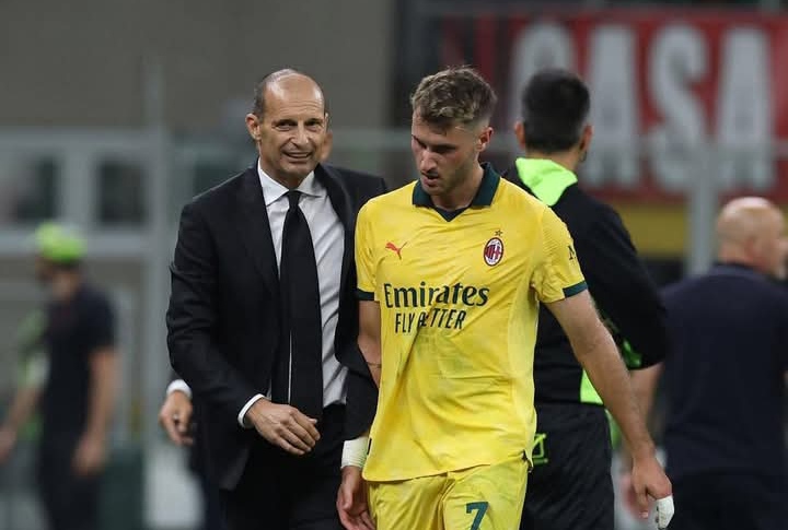Pelatih AC Milan Massimiliano Allegri dan sang striker Santiago Gimenez yang belum juga mencetak gol.