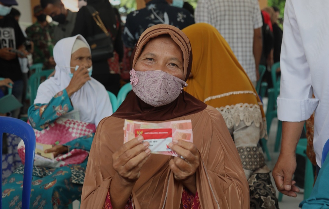 Nominal saldo kks penerima bansos mencapai rp 6 juta! begini fakta sebenarnya.