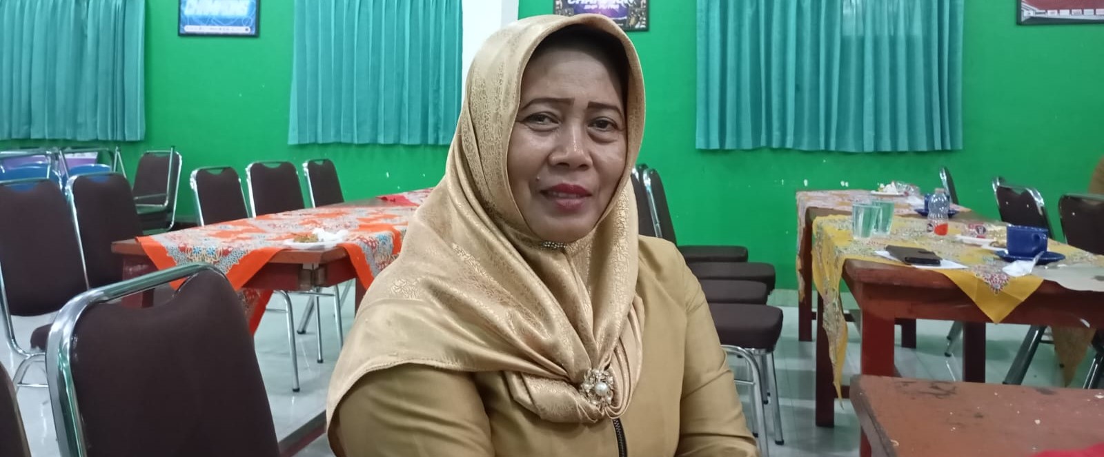 Kepala SMPN 14 Mataram Lina Yeti Budi Asih