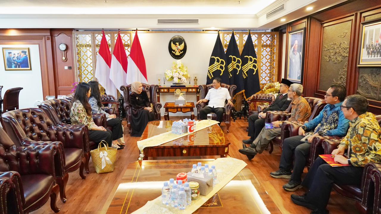 Audiensi Menkum RI Supratman Andi Agtas dengan Kelompok Notaris Pendengar, Pembaca, dan Pemikir di Jakarta, Kamis, 30 Oktober 2025.