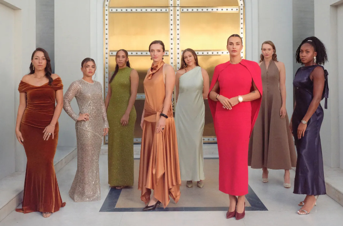WTA Finals Riyadh 2025 tampil glamor. Coco Gauff, Sabalenka, hingga Swiatek tampil ikonis dalam potret resmi jelang turnamen.