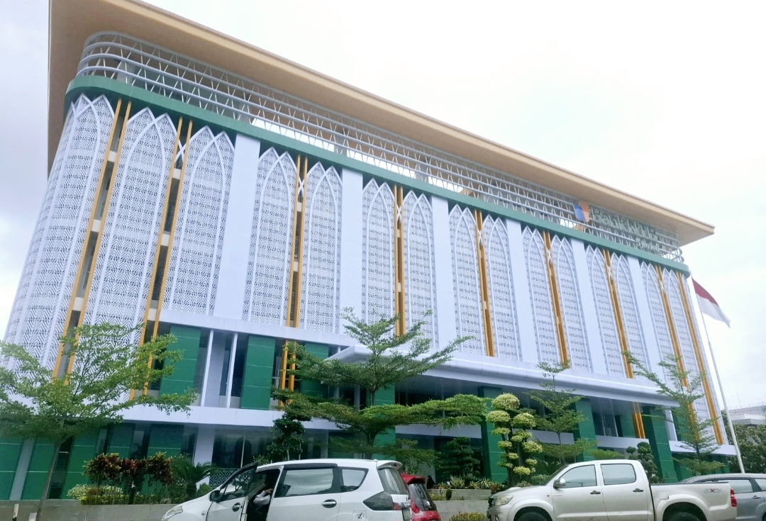 PRD NTB mendesak Bank NTB Syariah untuk segera menggelar Rapat Umum Pemegang Saham (RUPS) seiring kelulusan 10 calon direksi melalui fit and proper test OJK.