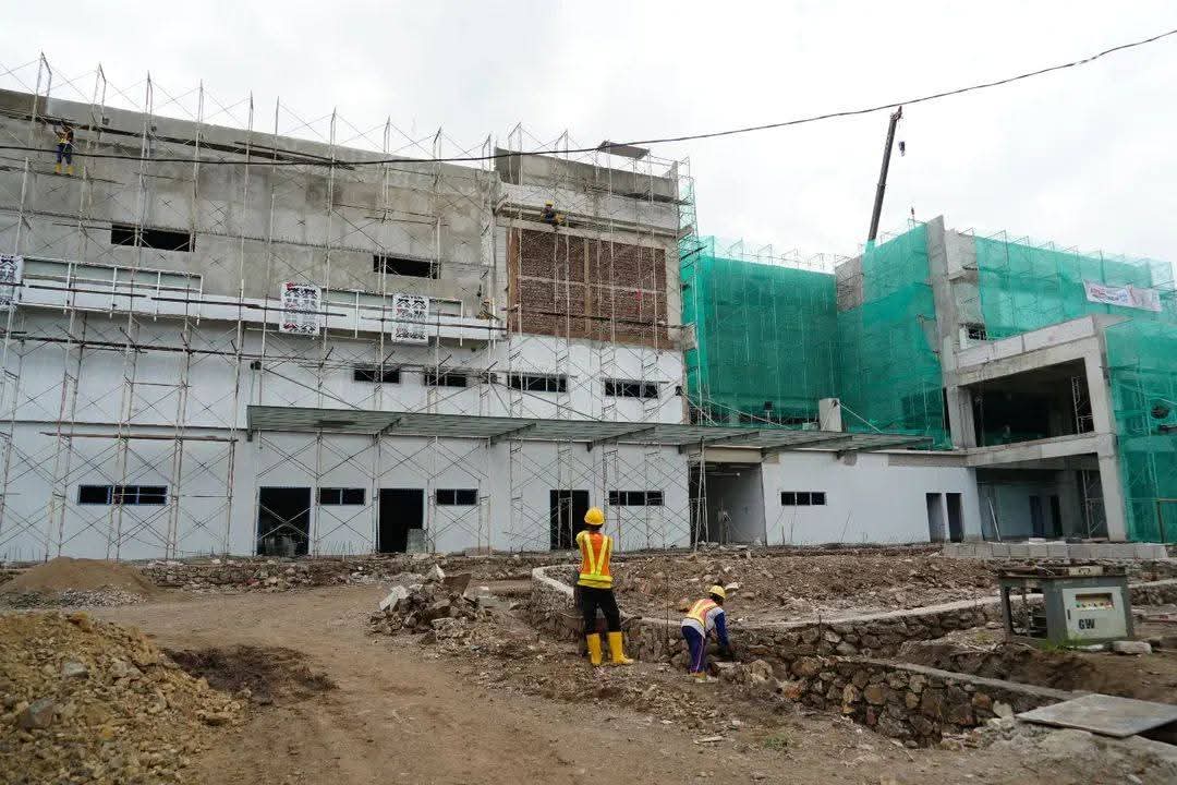 Pembangunan gedung induk RSUD Kota Bima mencapai 63 persen.