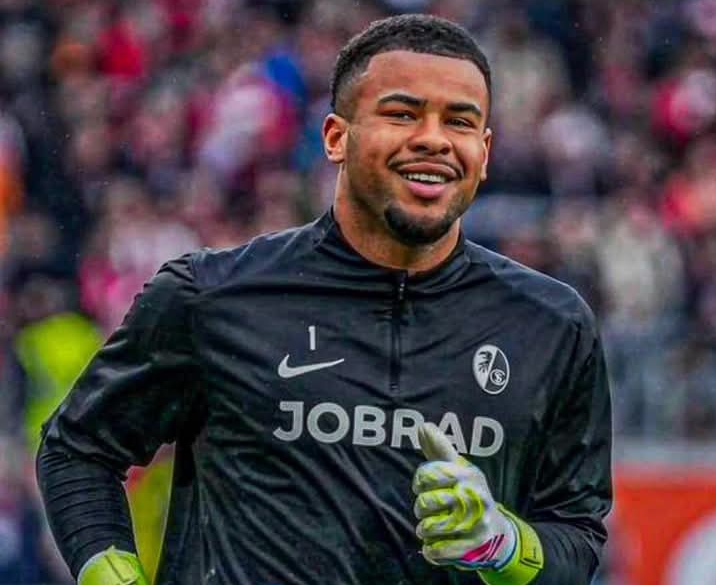 Salah satu sosok calon pengganti Mike Maignan yang pastinya masih asing bagi para Milanisti.
