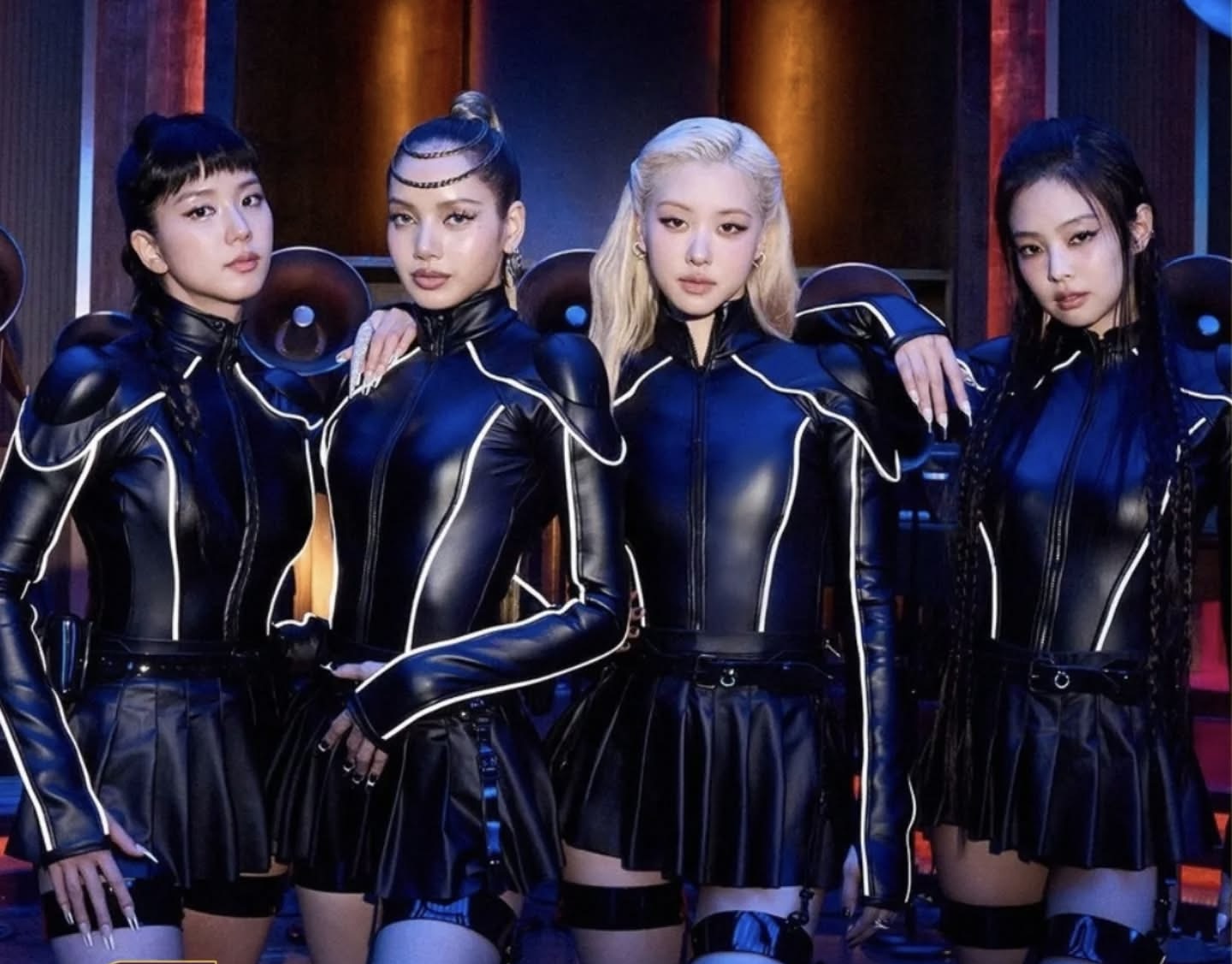 YG&nbsp;Entertainment&nbsp;konfirmasi comeback BLACKPINK Januari 2026, akhirnya penantian 3 tahun BLINK terjawab.