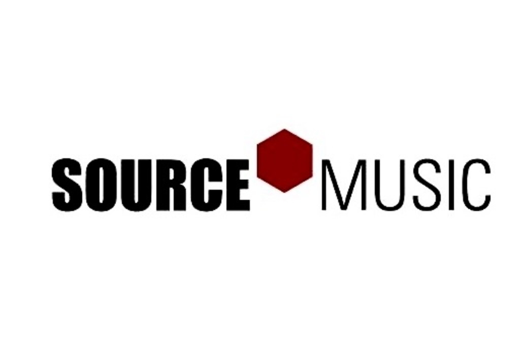 Source Music rilis video kontrak trainee, bantah keras klaim Min Hee Jin soal perekrutan anggota NewJeans.