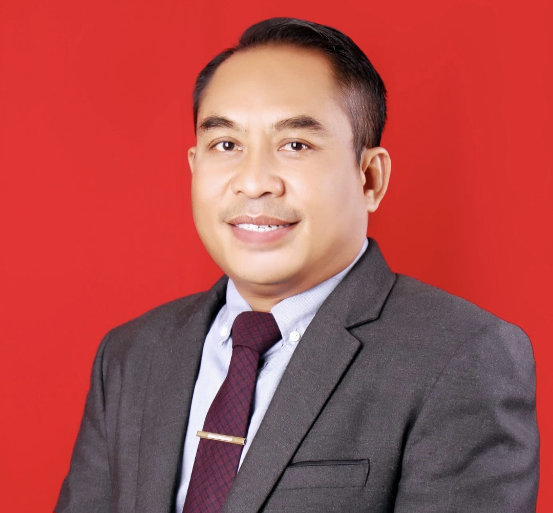 Anggota DPRD NTB Sudirsah Sujanto mendorong Bank NTB Syariah untuk mengucurkan pinjaman lunak tanpa bunga bagi pelaku UMKM.