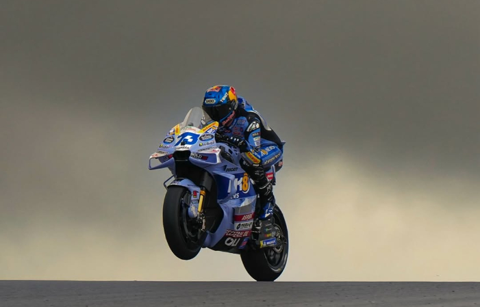 Alex Marquez kembali dominan di Practice MotoGP Portugal 2025, kalahkan Francesco Bagnaia dan Pedro Acosta dengan selisih tipis.