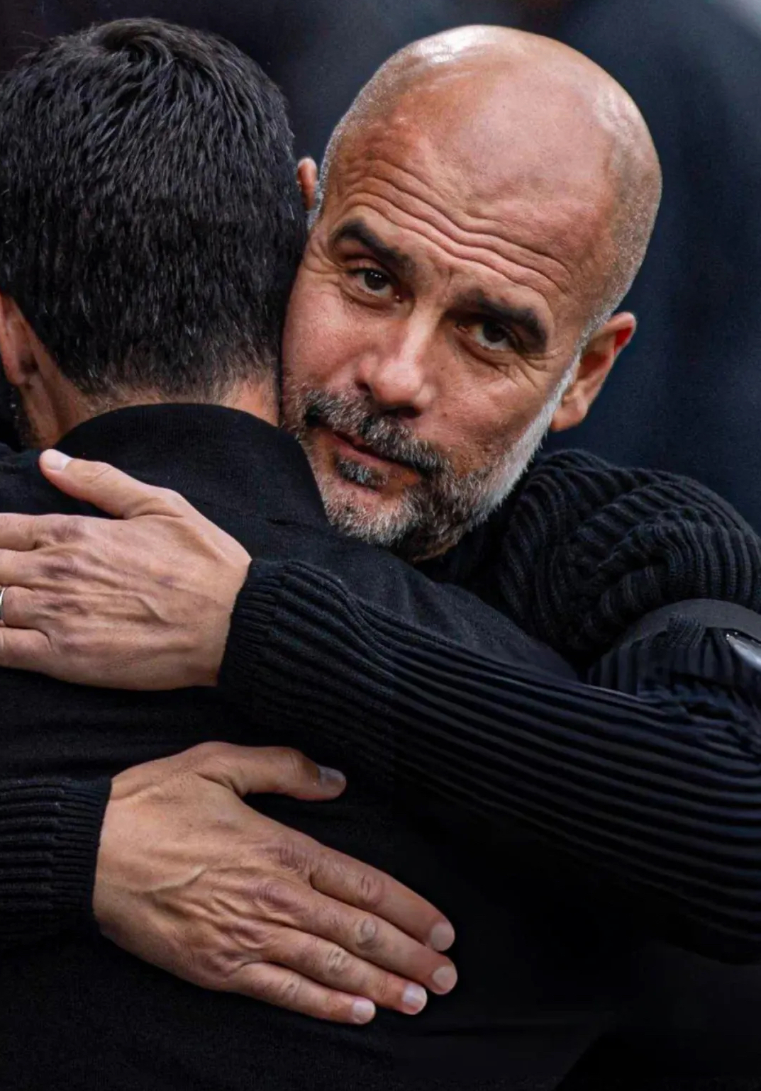 Pep Guardiola memuji Arsenal: jika mereka terus seperti ini, tim mana pun akan kesulitan mengejar gelar. Ancaman nyata di Liga Inggris.