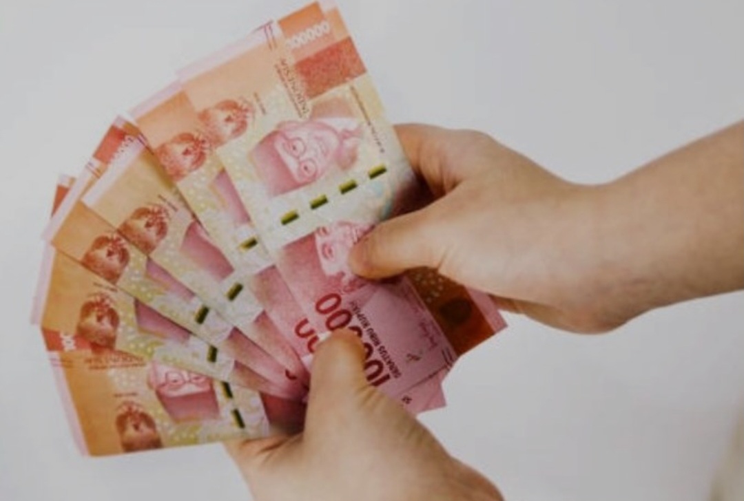 Perkiraan kenaikan gaji UMR