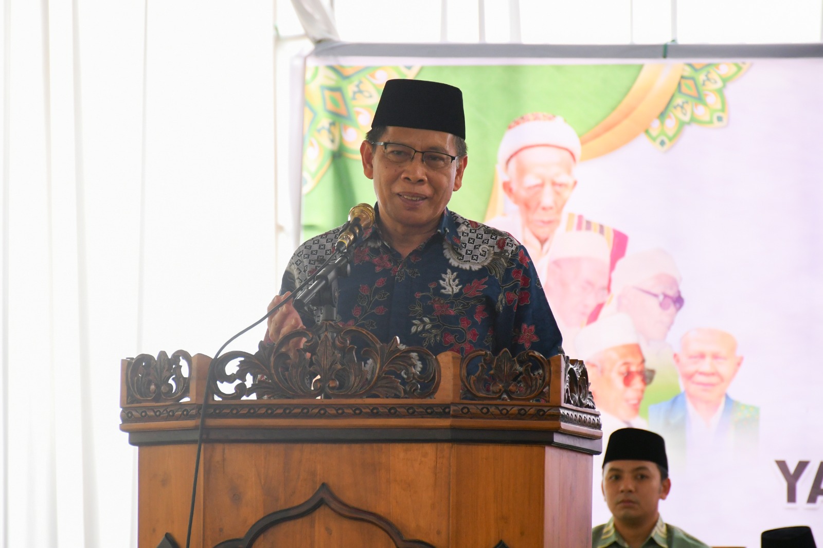 Moh Edwin Hadiwijaya