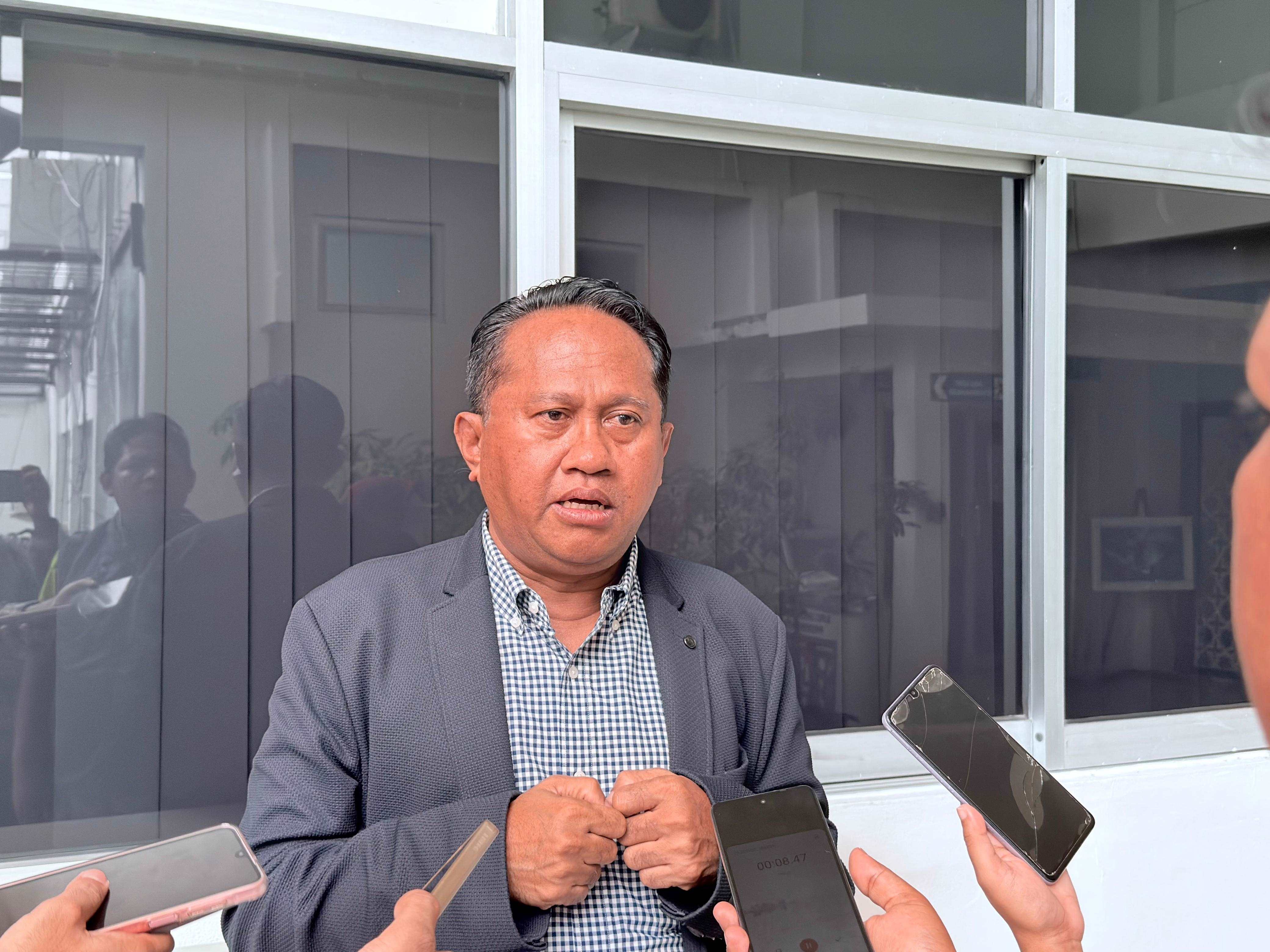 Plt Kepala Disnakertrans NTB Muslim.
