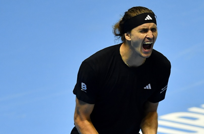 Alexander Zverev tampil gemilang di Nitto ATP Finals 2025 Turin dengan menaklukkan Ben Shelton dan membuka peluang raih gelar ketiga.
