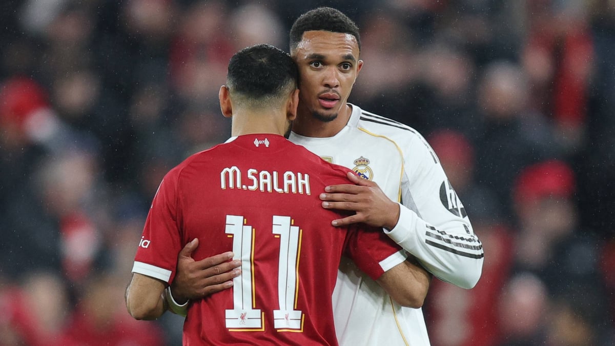 Trent Alexander Arnpld saat bertandang ke kandang mantan klubnya, Liverpool, di Europan Champion League.