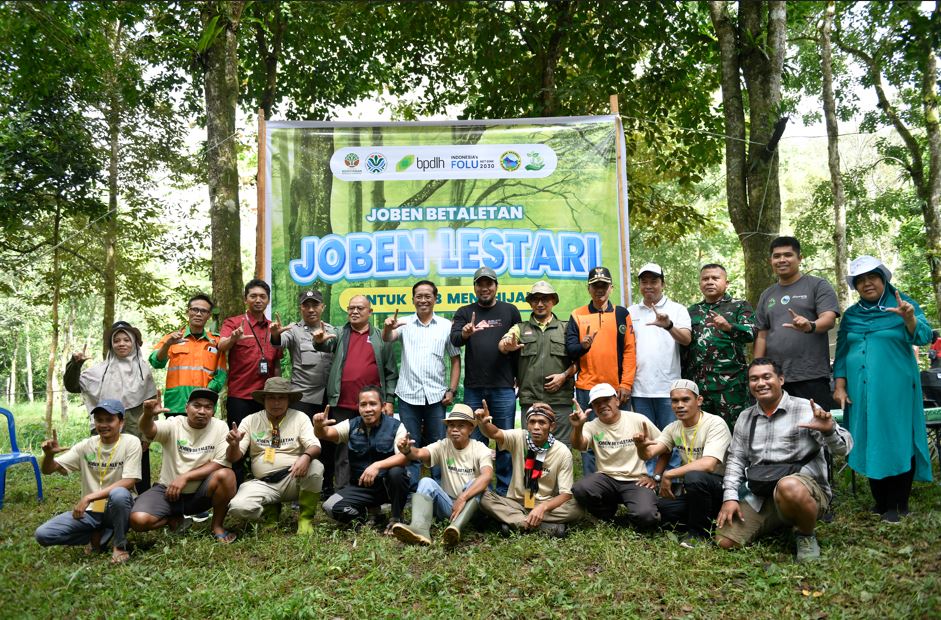 Proklim Mart Joben Lestari Raih Medali Emas Asia ESG Awards 2025, Bukti Nyata Sinergi Bank NTB Syariah dan Ekonomi Hijau Lokal.