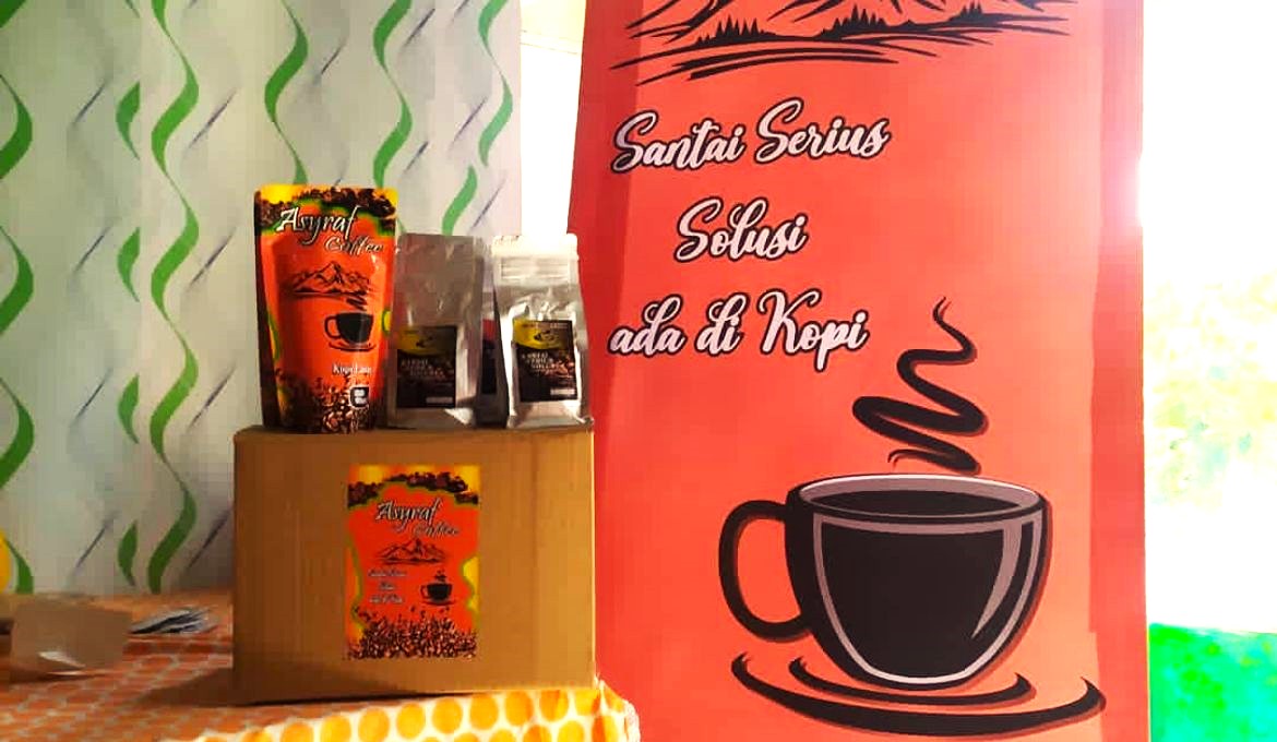 Produk Asyraf Coffee milik Askari yang diklaim merupakan kopi  Lombok murni tanpa campuran.