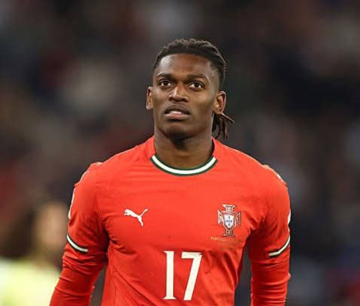 Bintang AC Milan Rafael Leao saat berseragam Timnas Portugal.