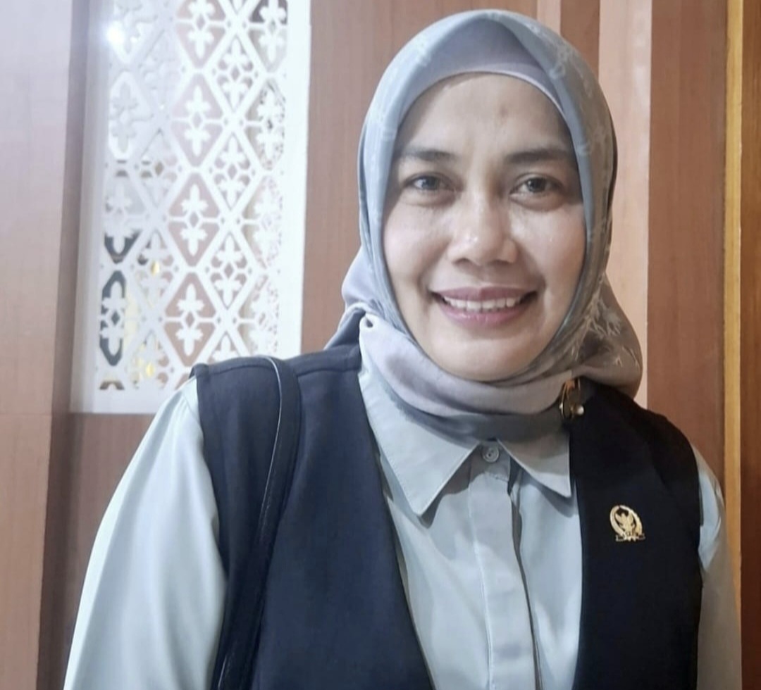 Sekretaris Komisi V DPRD NTB Sitti Ari menyoroti alokasi belanja pendidikan yang baru 7 persen dalam Rancangan APBD (RAPBD) 2026.