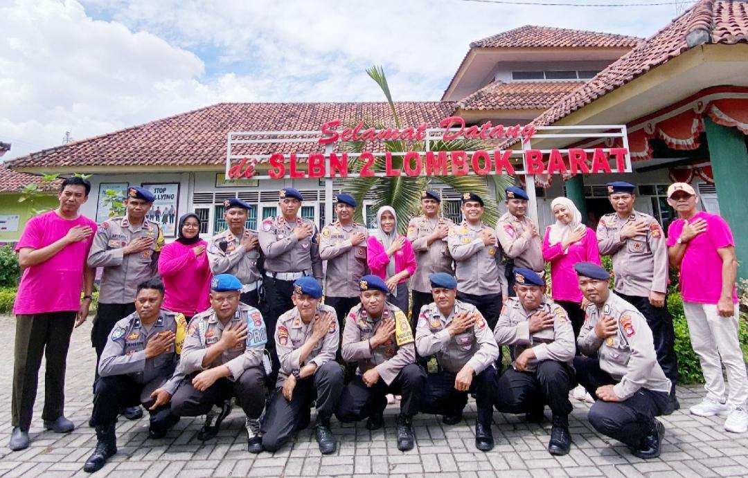 Segenap eks anggota Brimob yang kini  sebagai polisi umum bertugas di Polres Lombok Barat.
