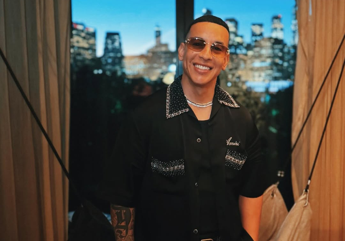Daddy Yankee bakal meriahkan MotoGP Awards 2025 di Valencia. Penampilan spesial pertama kali digelar langsung di sirkuit Ricardo Tormo.