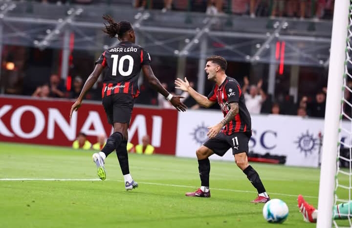 Rafael Leao dan Christian Pulisic yang kemungkinan akan diduetkan AC Milan di lini depan saat menghadapi Inter Milan.