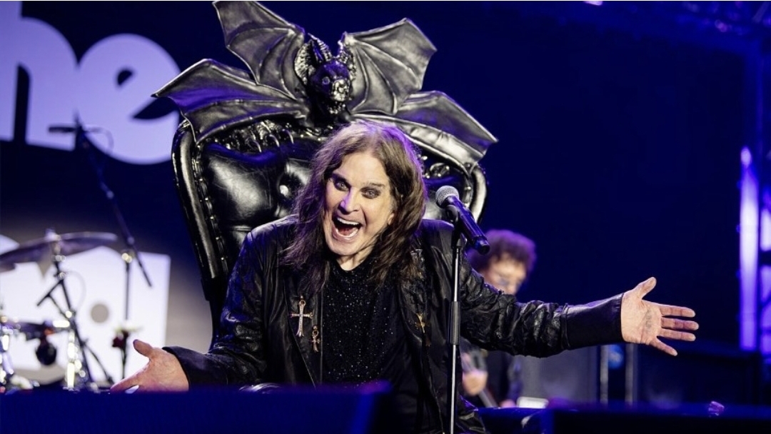 Ozzy Osbourne sempat dirawat diam-diam di rumah sakit hanya dua minggu sebelum konser perpisahan Ozzy Osbourne bersama Black Sabbath. (ist)