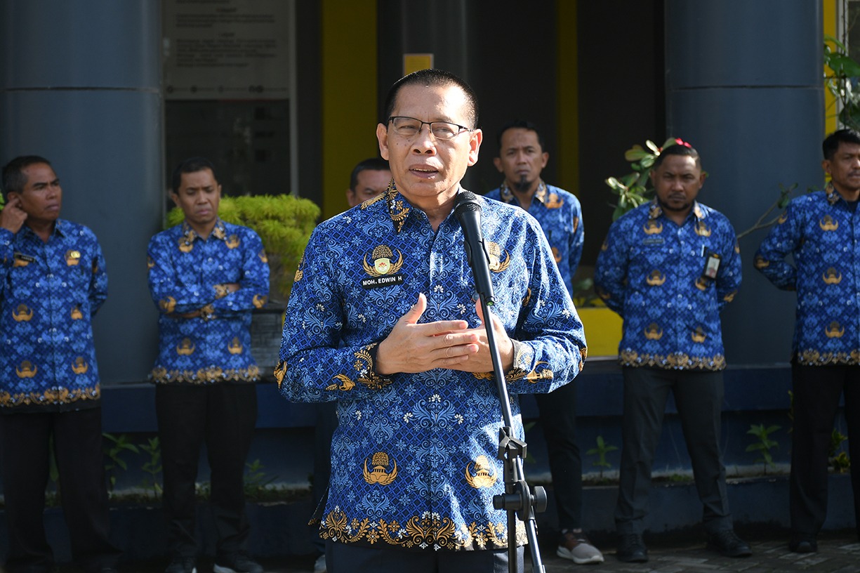 moh. Edwin Hadiwijaya