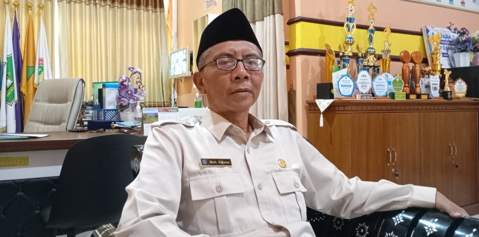 Plt Kepala SMAN 6 Mataram Moh Ridwan