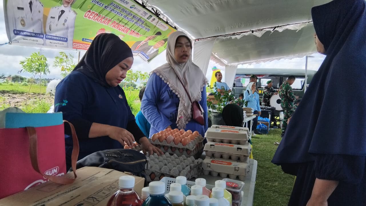 DKP NTB bekerja sama dengan Bapanas menghadirkan GPM, berlokasi di Lapangan Sepak Bola Dasan Geria, Kecamatan Lingsar, Lombok Barat, pada awal November.