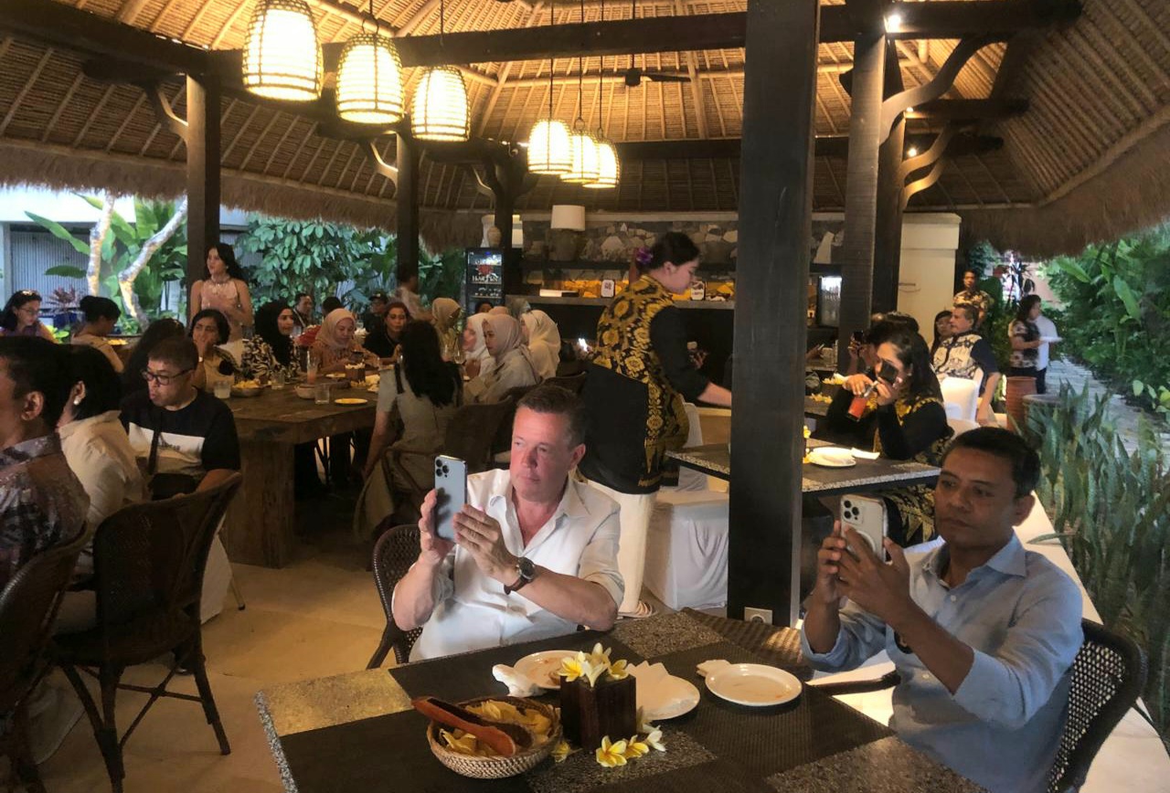 RAMAI: Pajak hotel dan restoran menjadi salah satu penyumbang PAD yang cukup besar di Lombok Barat.