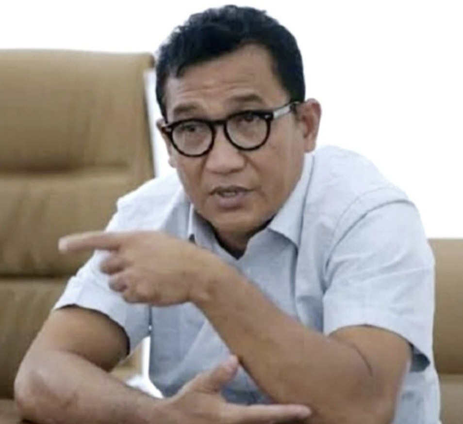 Anggota Banggar Raden Nuna Abriadi mempertanyakan anggaran untuk penyewaan mobil listrik di Biro Umum Setda NTB dalam RAPBD 2026.