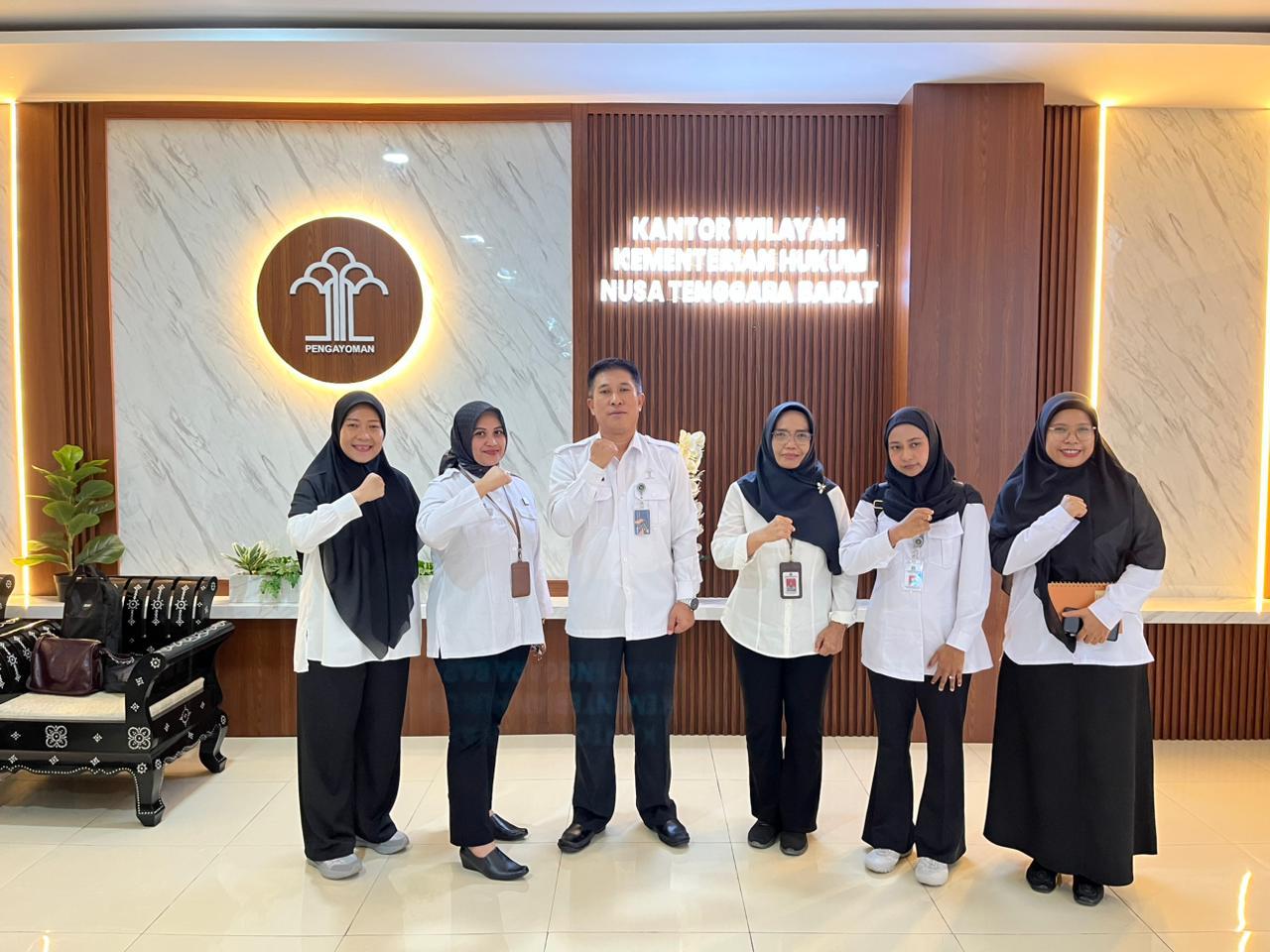 Kepala Bidang Pelayanan Administrasi Hukum Umum Puri Adriatik Chasanova mengikuti mengikuti kegiatan Monev Pengelolaan Arsip Substantif yang diselenggarakan Ditjen AHU