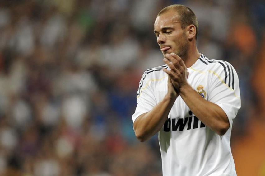 Wesley Sneijder kecewa loker di Real Madrid dikosongkan saat tinggalkan klub, lalu jadi pahlawan treble bersama Inter Milan.
