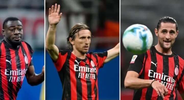 Trio lini tengah AC Milan, Youssouf Fofana, Luka Modric, dan Adrien Rabiot.