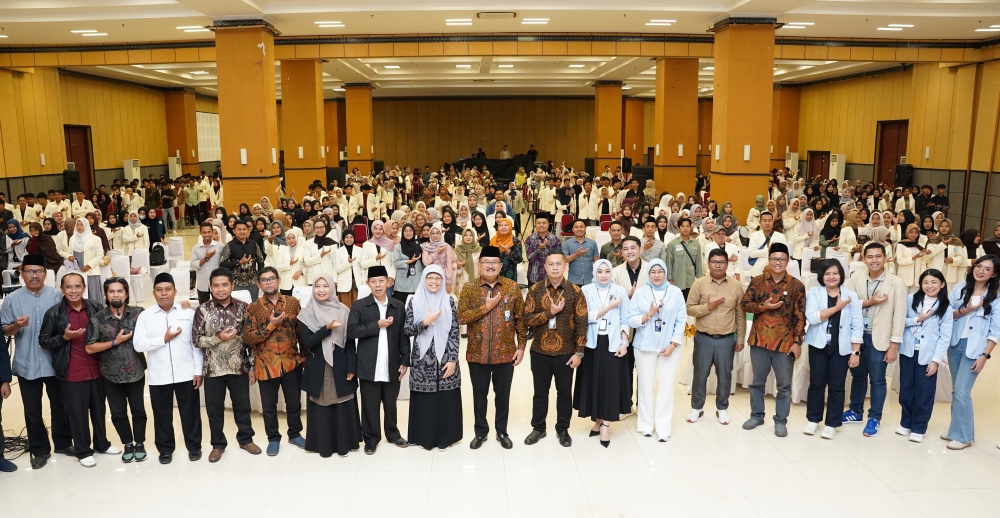 Menjembatani Kesenjangan: Direktur BCA Turun Gunung Bekali 700 Mahasiswa UNU NTB dengan Kunci Sukses Profesional