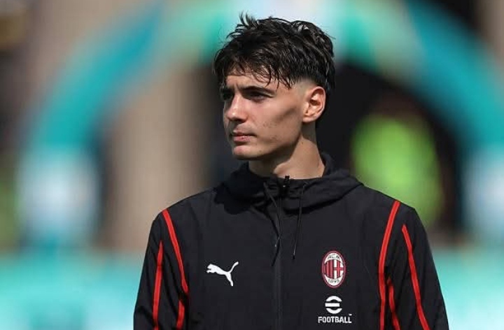 Alessandro Longoni, kiper muda AC Milan yang dalam 6 pertandingan, mencatat 4 clean sheet selama Piala Dunia U17.