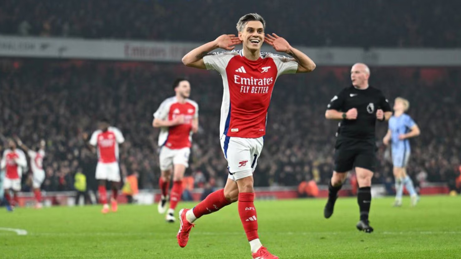 Arsenal diunggulkan memenangkan derby London Utara melawan Tottenham Hotspur.