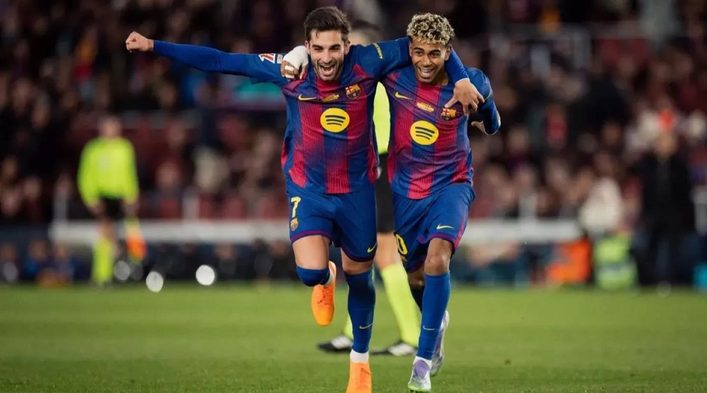 Pemain Barcelona Ferran Torres (kiri) dan Lamine Yamal. (fcbarcelona.com)