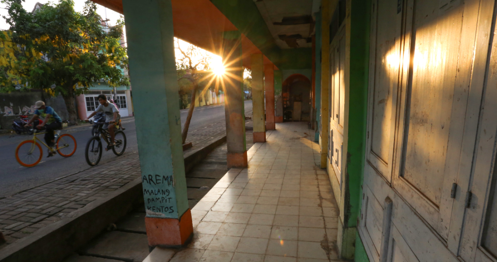 MERAMAIKAN: Jalan Kota Tua Ampenan yang diwacanakan menjadi rute Car Free Night.