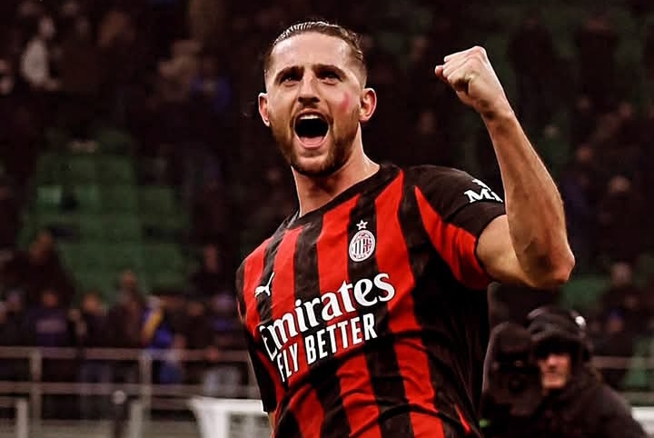 Adrien Rabiot, pemain tengah AC Milan.