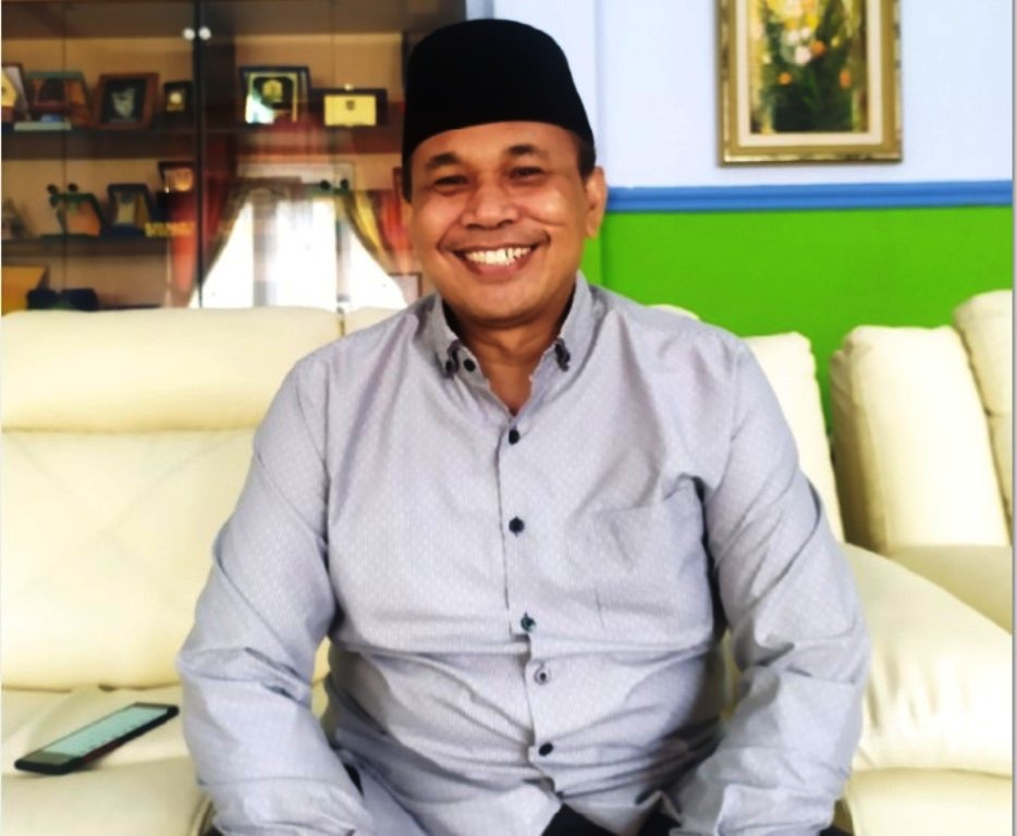Dr. Ahsanul Khalik (Staf Ahli Gubernur Bidang Sosial dan Kemasyarakatan)